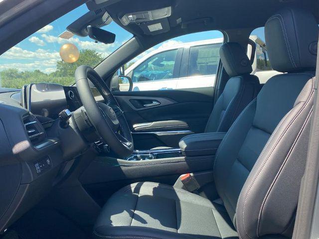 new 2026 Chevrolet Traverse car, priced at $41,980