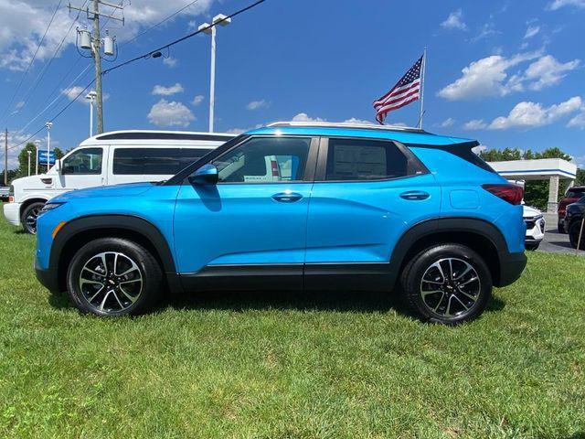new 2025 Chevrolet TrailBlazer car, priced at $27,475