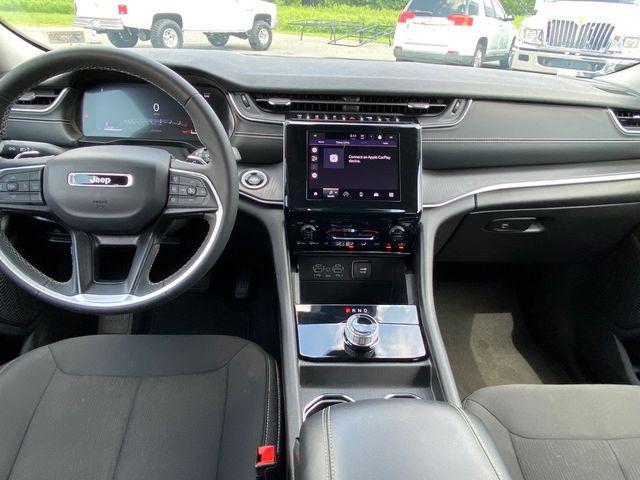 used 2024 Jeep Grand Cherokee car, priced at $33,500