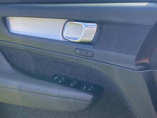used 2021 Volvo XC40 car, priced at $21,000
