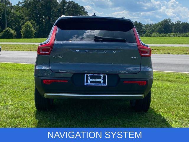used 2021 Volvo XC40 car, priced at $18,500