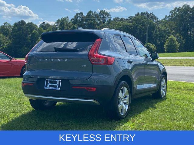 used 2021 Volvo XC40 car, priced at $18,500