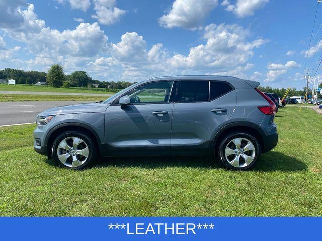 used 2021 Volvo XC40 car, priced at $18,500