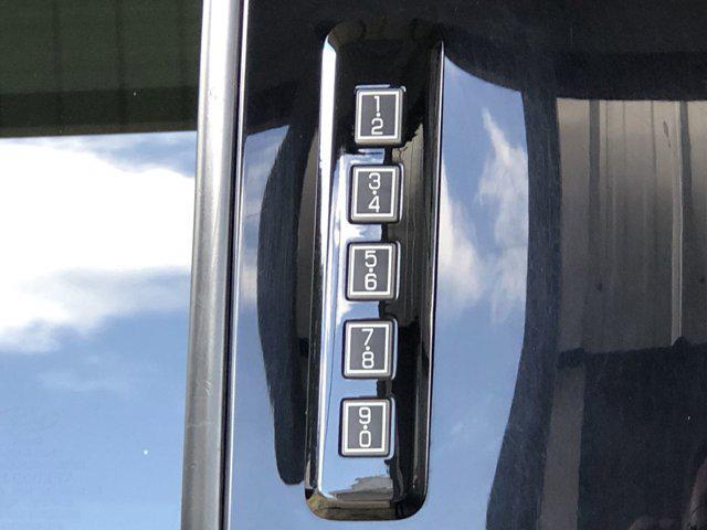 used 2021 Ford F-150 car, priced at $31,977