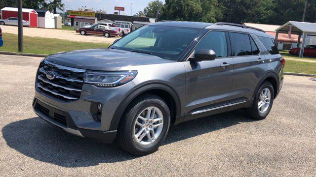 new 2025 Ford Explorer car, priced at $39,977