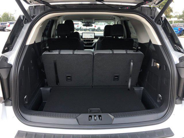 new 2025 Ford Explorer car, priced at $41,977