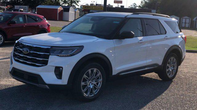 new 2025 Ford Explorer car, priced at $45,977