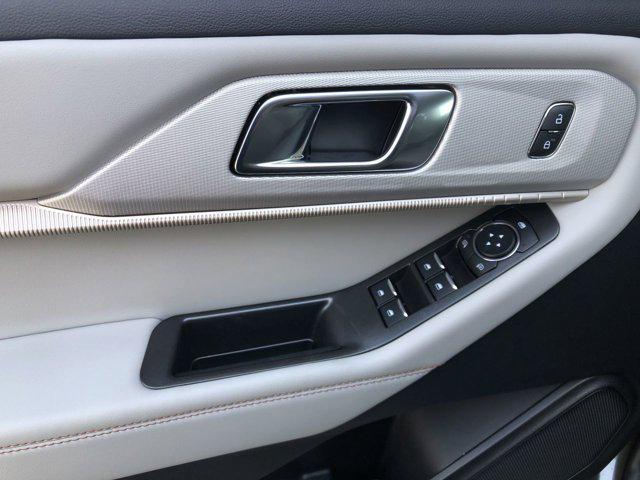 new 2025 Ford Explorer car, priced at $39,977