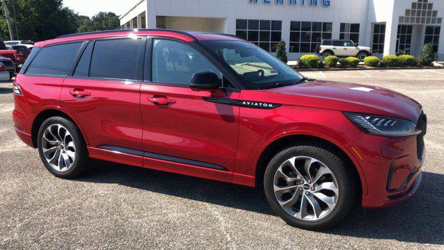used 2025 Lincoln Aviator car, priced at $53,977