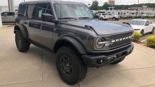 new 2025 Ford Bronco car, priced at $58,577