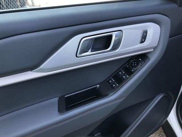 new 2025 Ford Explorer car, priced at $45,977