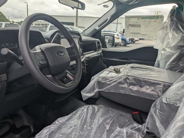new 2025 Ford F-150 car, priced at $43,989