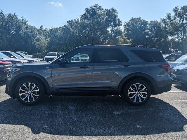 new 2025 Ford Explorer car, priced at $42,956