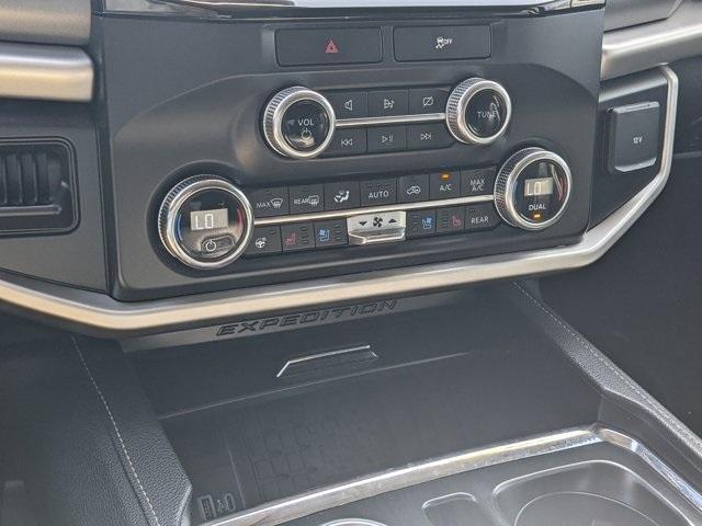 used 2022 Ford Expedition car, priced at $37,997