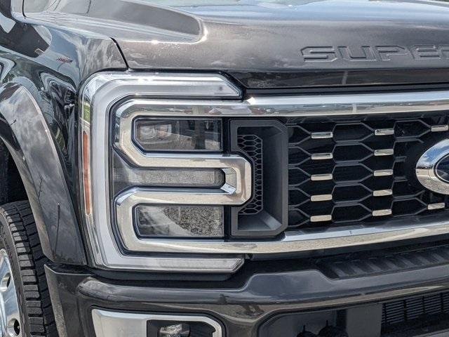 new 2025 Ford F-450 car, priced at $108,280