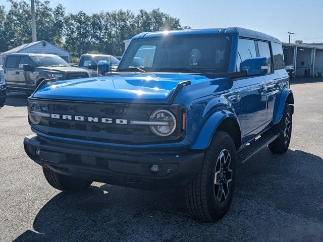 new 2024 Ford Bronco car, priced at $50,704