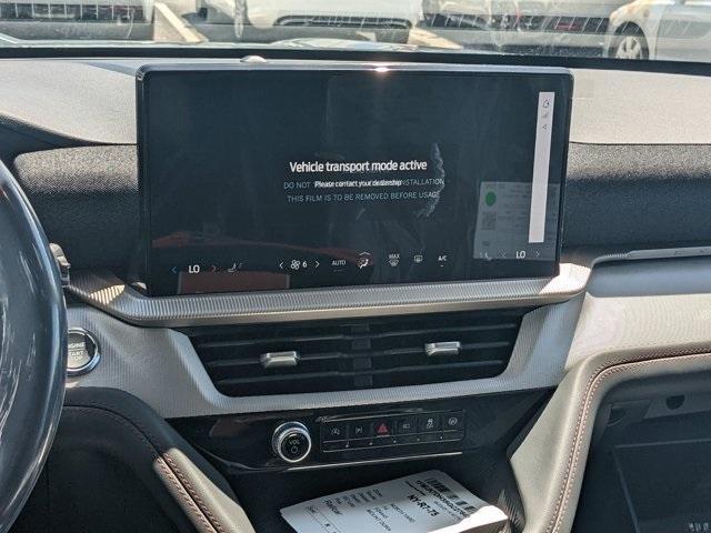 new 2025 Ford Explorer car, priced at $39,346