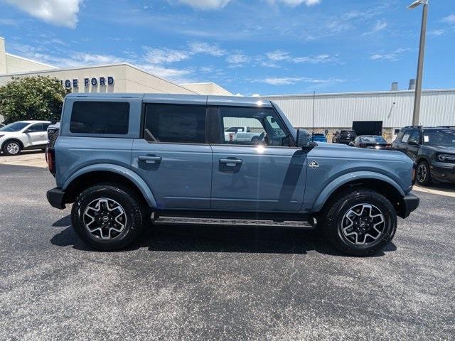 new 2025 Ford Bronco car, priced at $47,995