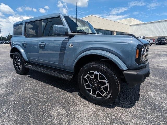 new 2025 Ford Bronco car, priced at $47,995