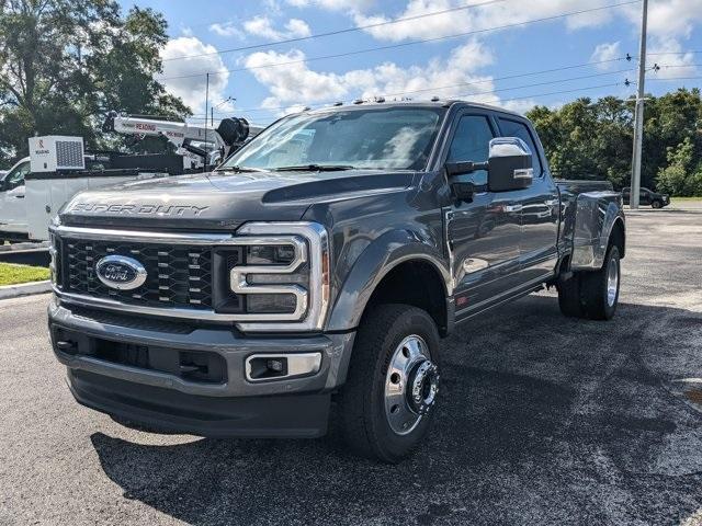 new 2025 Ford F-450 car, priced at $107,655