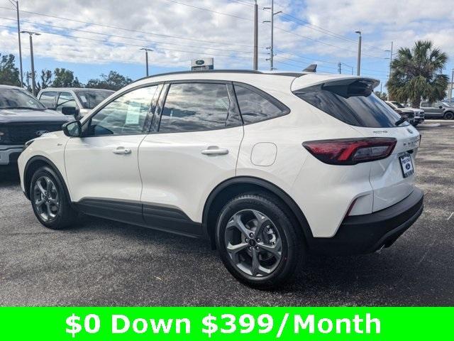 new 2025 Ford Escape car, priced at $25,495