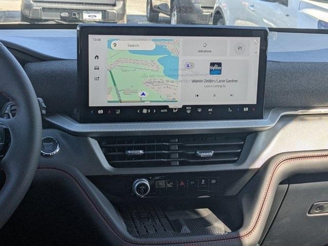 new 2025 Ford Explorer car, priced at $55,995