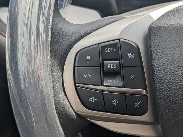 new 2025 Ford Explorer car, priced at $38,902