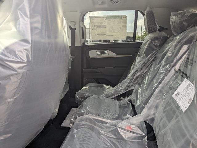 new 2025 Ford Explorer car, priced at $38,902