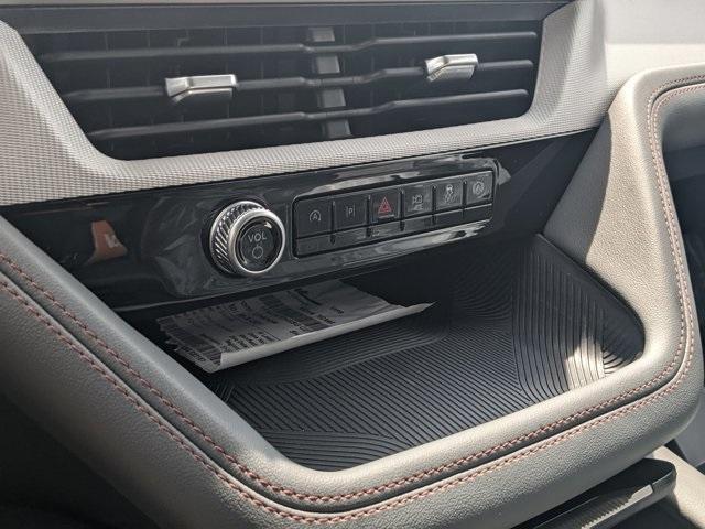 new 2025 Ford Explorer car, priced at $38,902