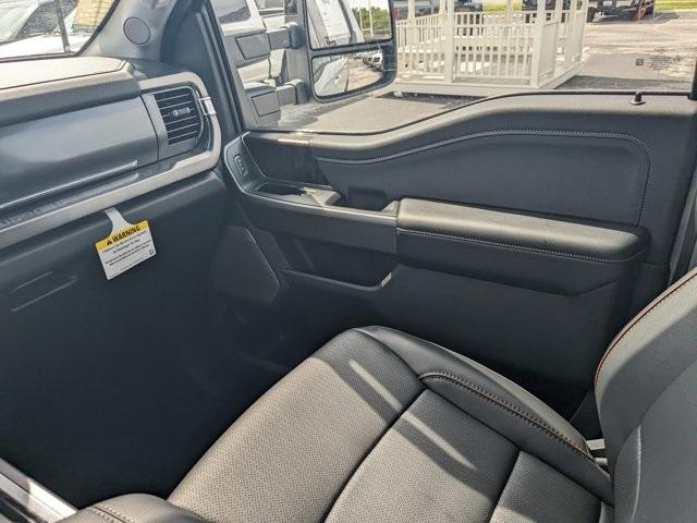 new 2025 Ford F-250 car