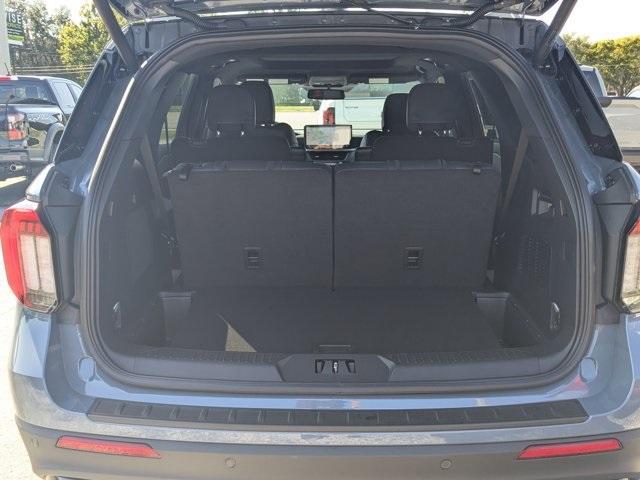 new 2025 Ford Explorer car, priced at $56,955