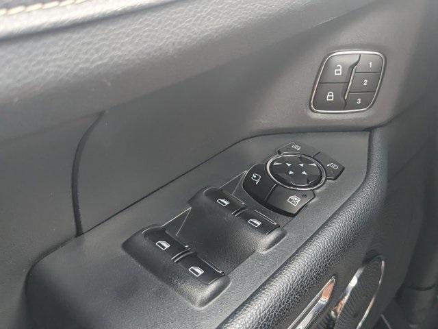 used 2022 Ford Expedition car, priced at $37,499