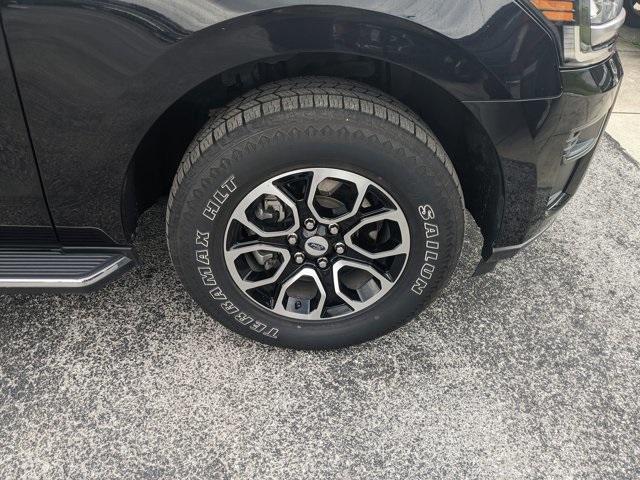 used 2022 Ford Expedition car, priced at $37,499