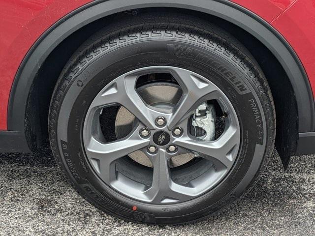 new 2025 Ford Escape car, priced at $25,995
