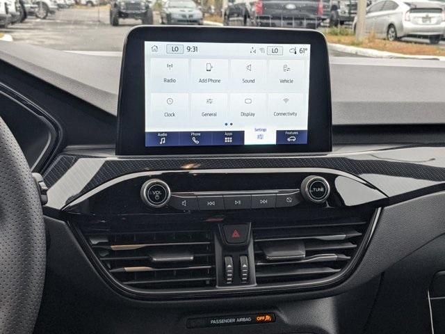 new 2025 Ford Escape car, priced at $25,995