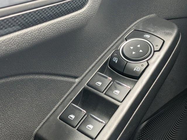 new 2025 Ford Escape car, priced at $25,995