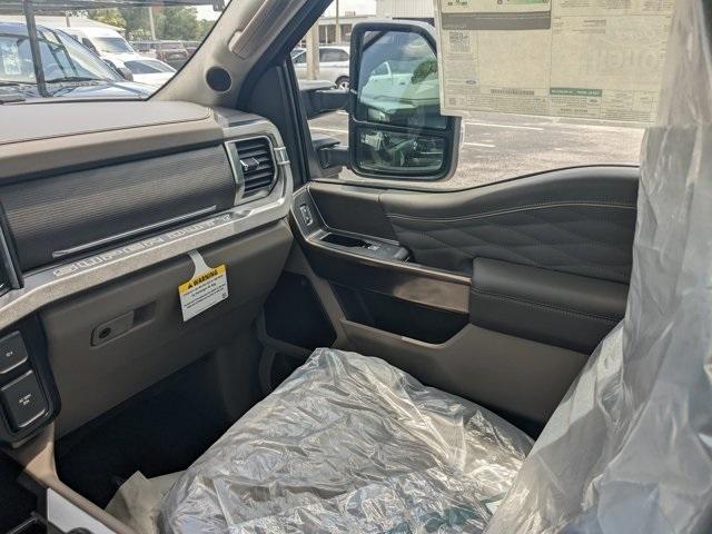 new 2025 Ford F-450 car, priced at $106,955