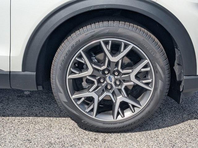 new 2025 Ford Explorer car, priced at $54,795