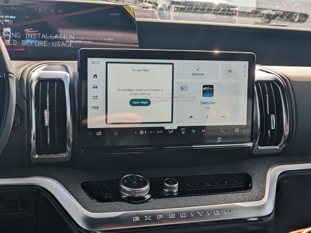 new 2025 Ford Expedition car, priced at $79,995