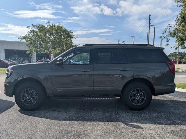 new 2025 Ford Expedition car, priced at $79,995