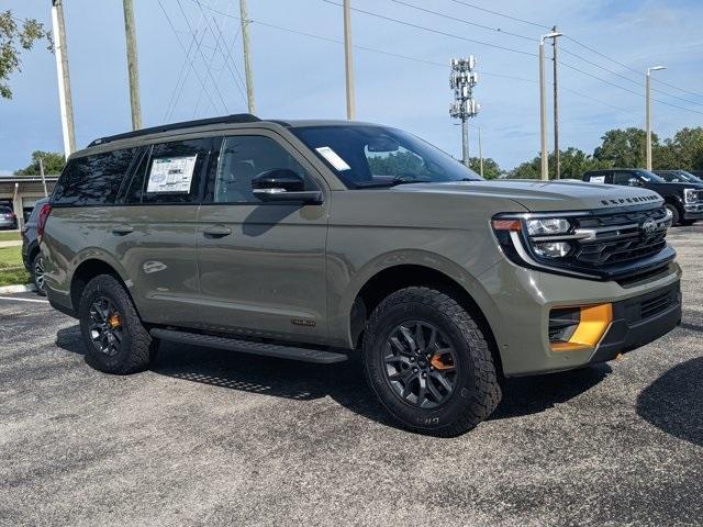 new 2025 Ford Expedition car, priced at $79,995