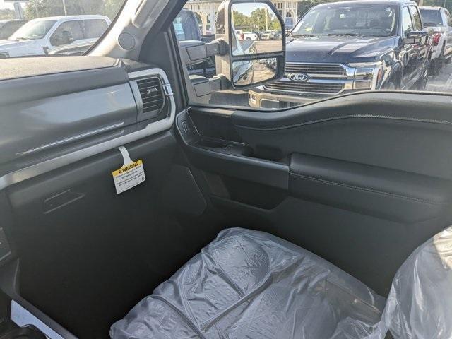 new 2025 Ford F-250 car, priced at $77,495