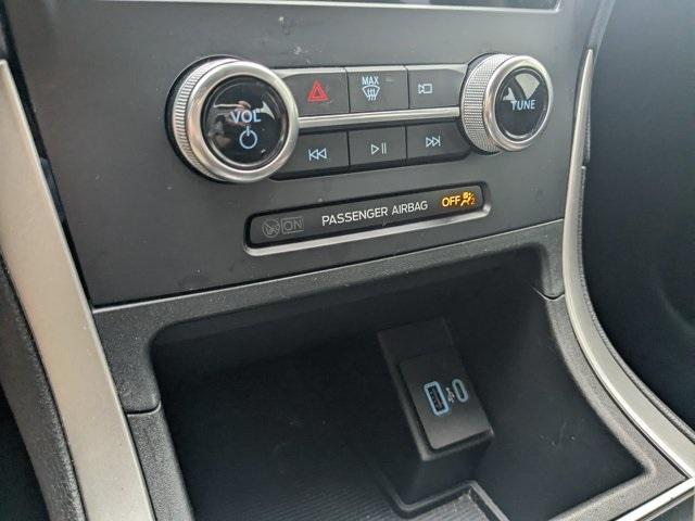used 2022 Ford Edge car, priced at $23,995