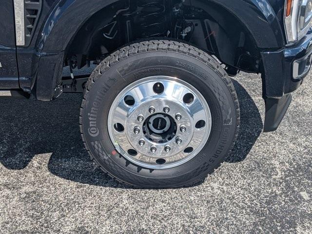 new 2025 Ford F-450 car, priced at $106,955