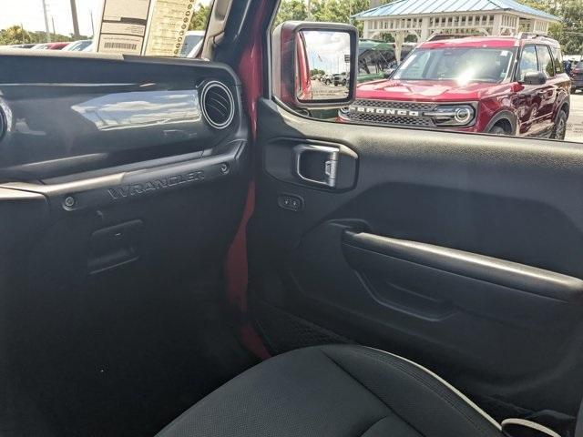 used 2020 Jeep Wrangler Unlimited car, priced at $27,997