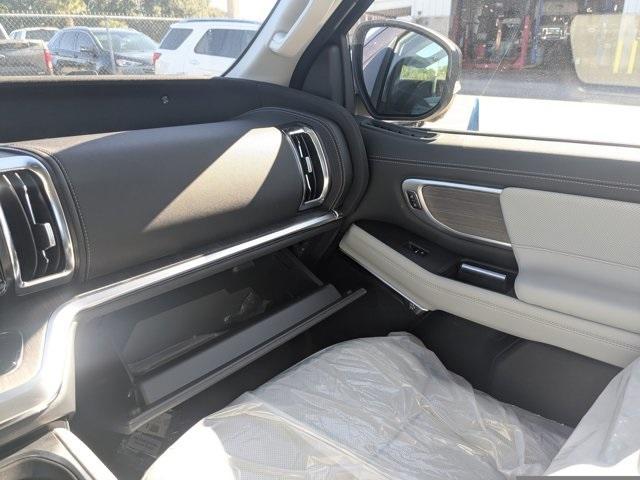 new 2025 Ford Expedition Max car, priced at $89,995