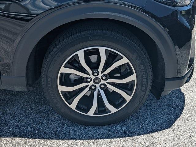 used 2025 Ford Explorer car, priced at $39,995