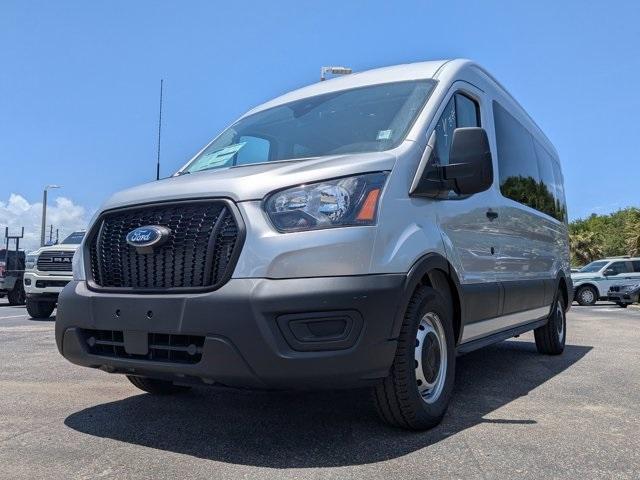 new 2025 Ford Transit-350 car