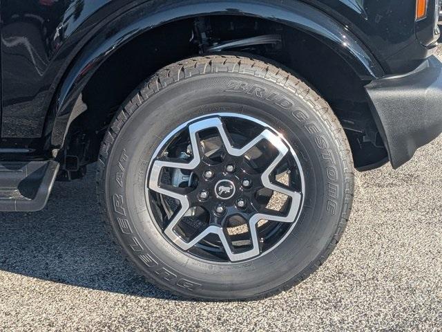 new 2025 Ford Bronco car, priced at $51,995
