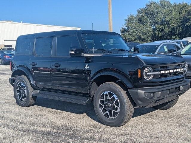 new 2025 Ford Bronco car, priced at $51,995